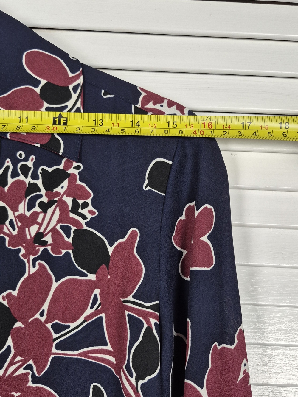 Express Portofino Slim Floral Button Up Blouse Navy Pink Size S/P - Picture 7 of 10